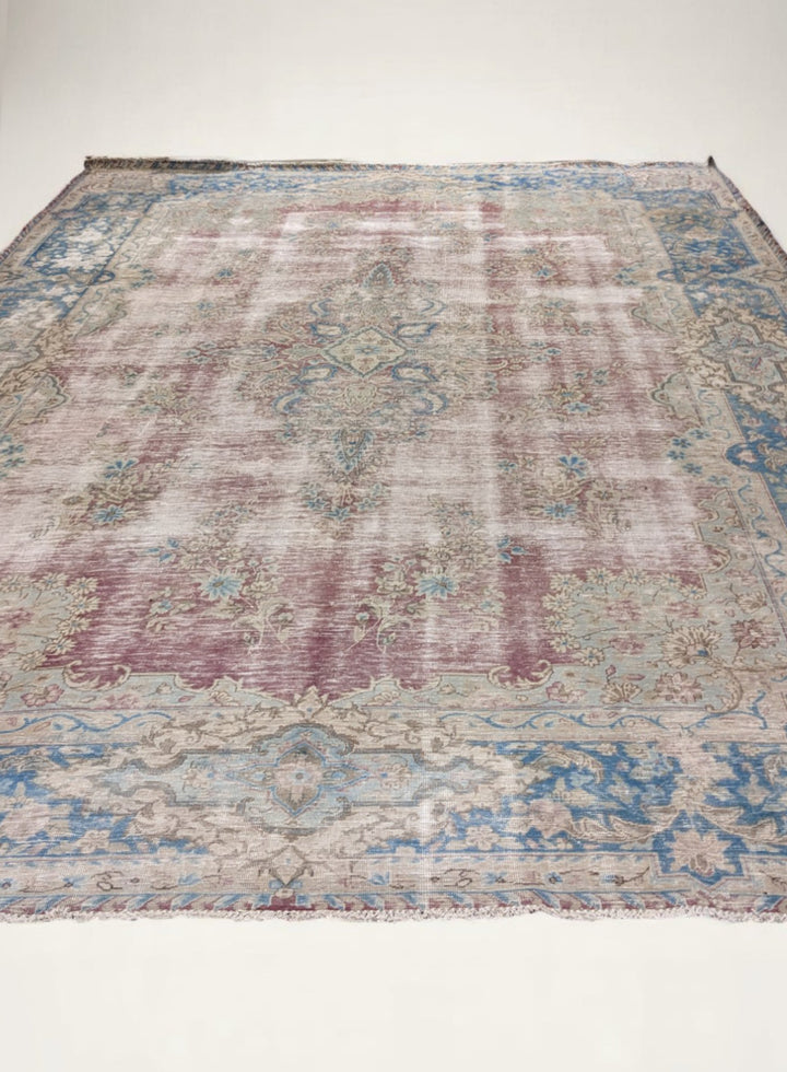 Marcell - Size: 13.8 x 9.10