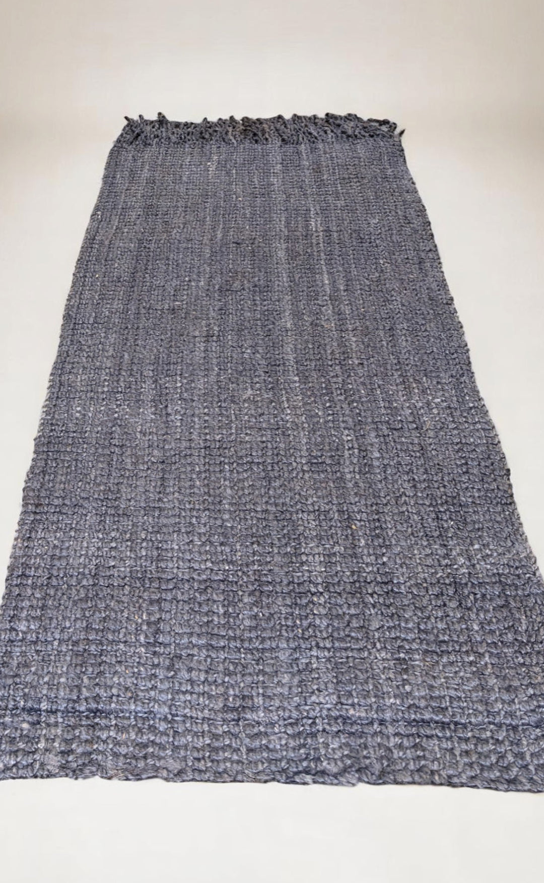 Evara - Size: 6.6 x 2.8
