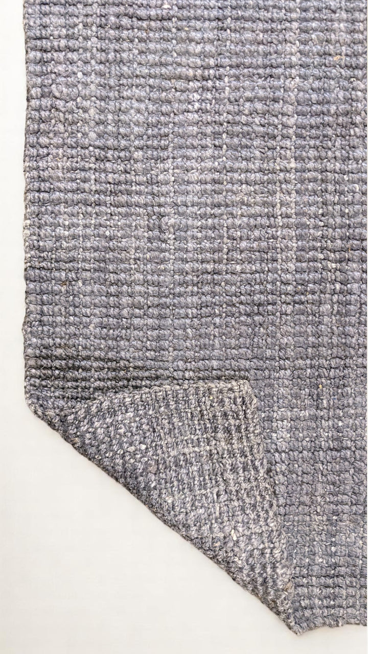 Evara - Size: 6.6 x 2.8
