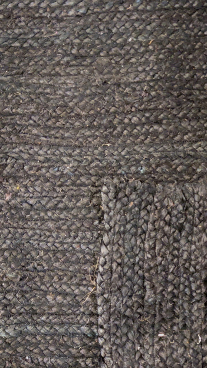 Zoria - Size: 9.6 x 2.5