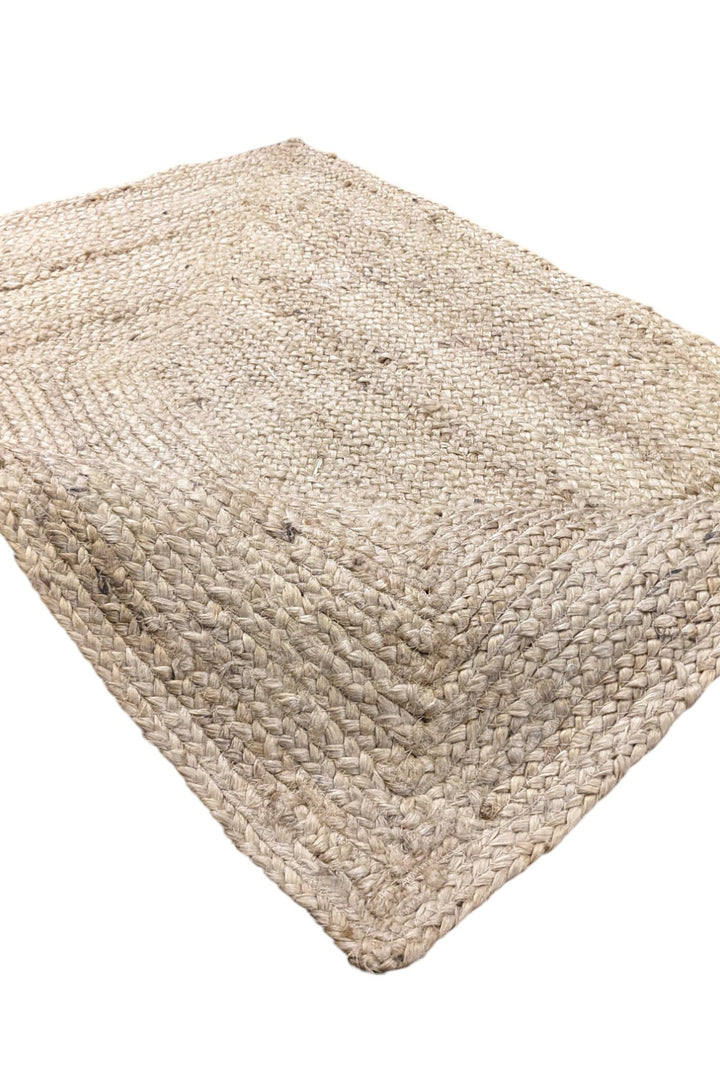 Braided Natural Jute Rug - Size: 4 x 2.8