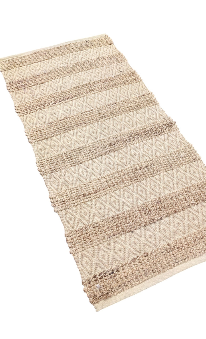 Braided Natural Jute Rug - Size: 4.11 x 2.4