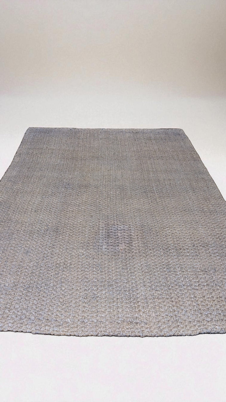 Chunky Overdyed Jute Rug - Size: 8.11 x 5.11