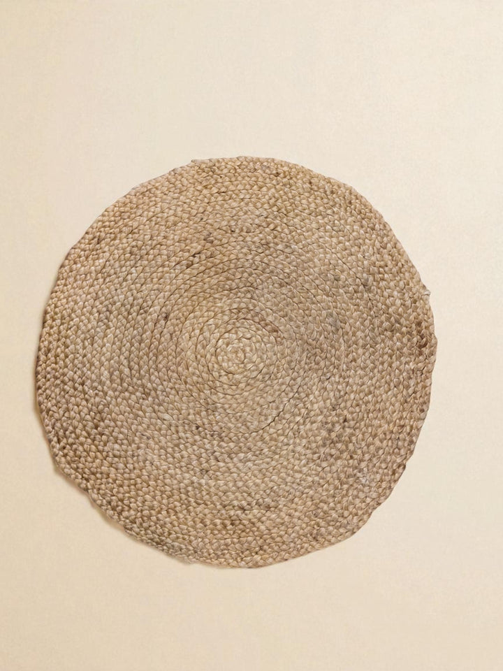 Braided Natural Round Jute Rug - Size: 2.8 x 2.8
