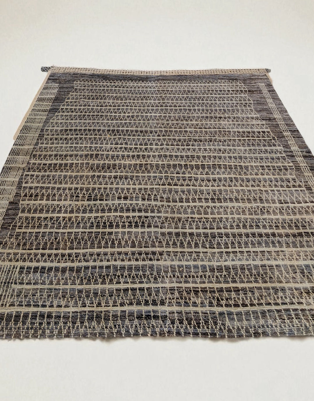 Moroccan Modern Rug - Size: 9.11 x 8.7