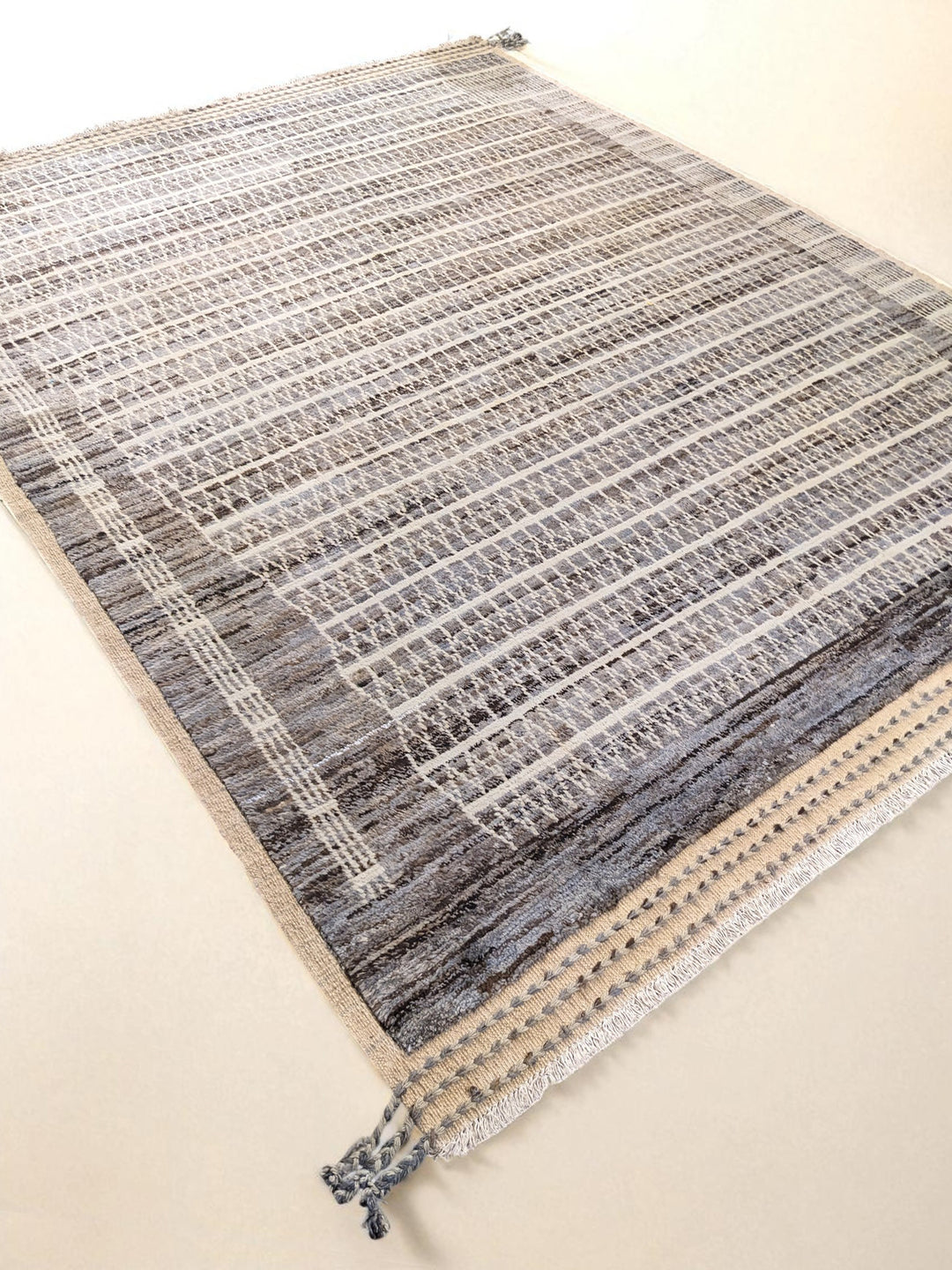 Moroccan Modern Rug - Size: 9.11 x 8.7
