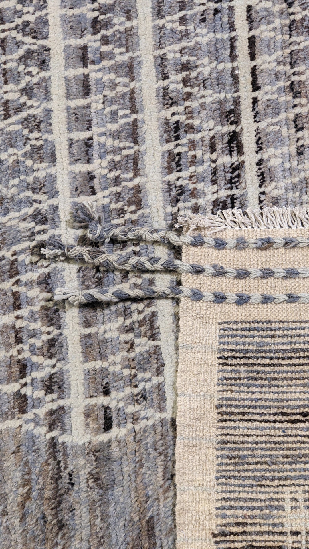 Moroccan Modern Rug - Size: 9.11 x 8.7