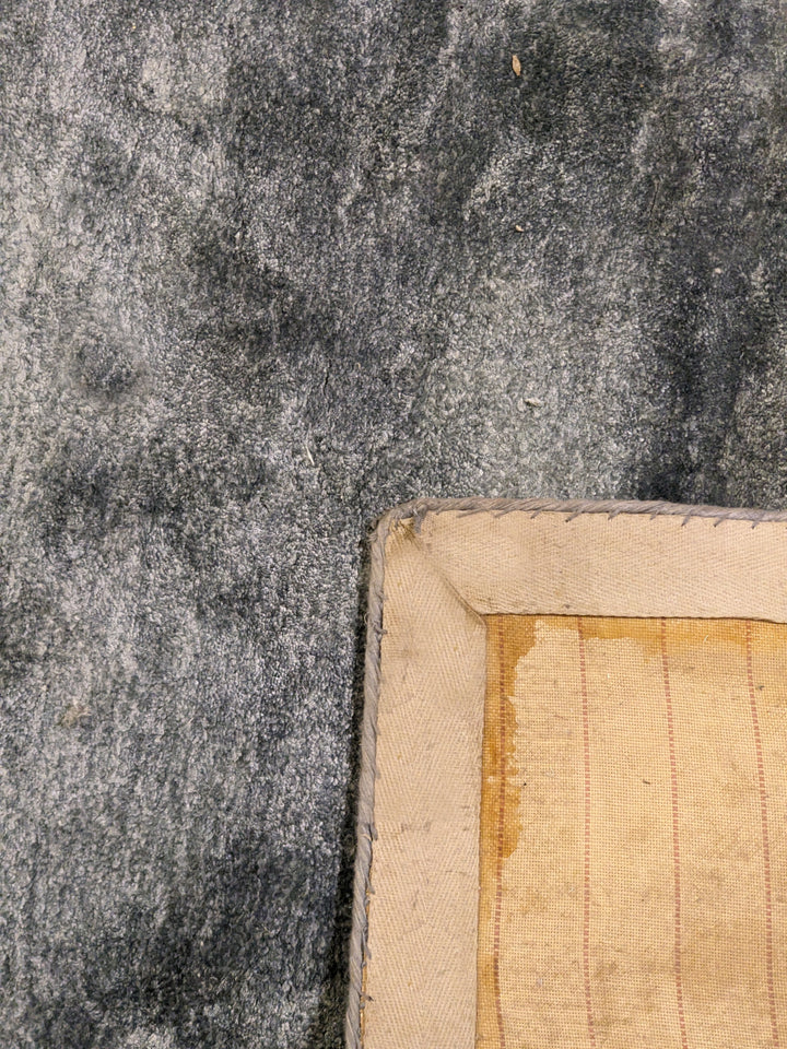 Hand Tufted Rug - Size: 13.3 x 9.5