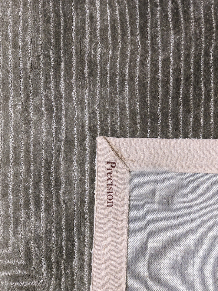 Veya Hand Tufted Rug - Size: 10 x 8