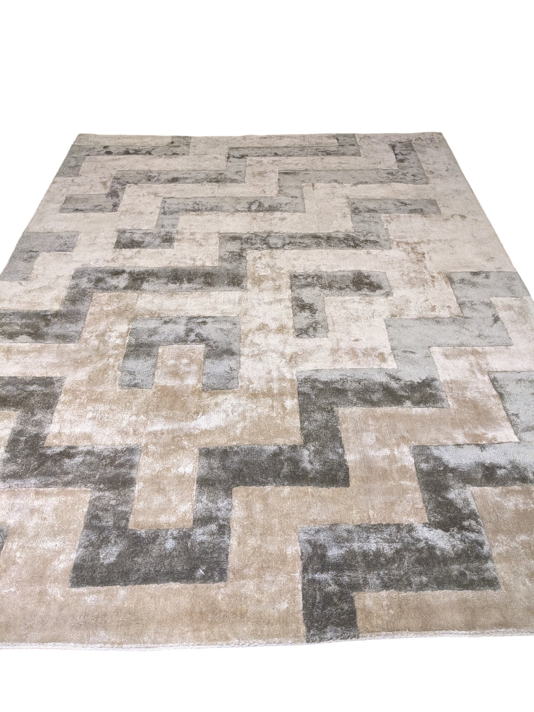 Arnalu Hand Tufted Rug - Size: 11.1 x 8.5