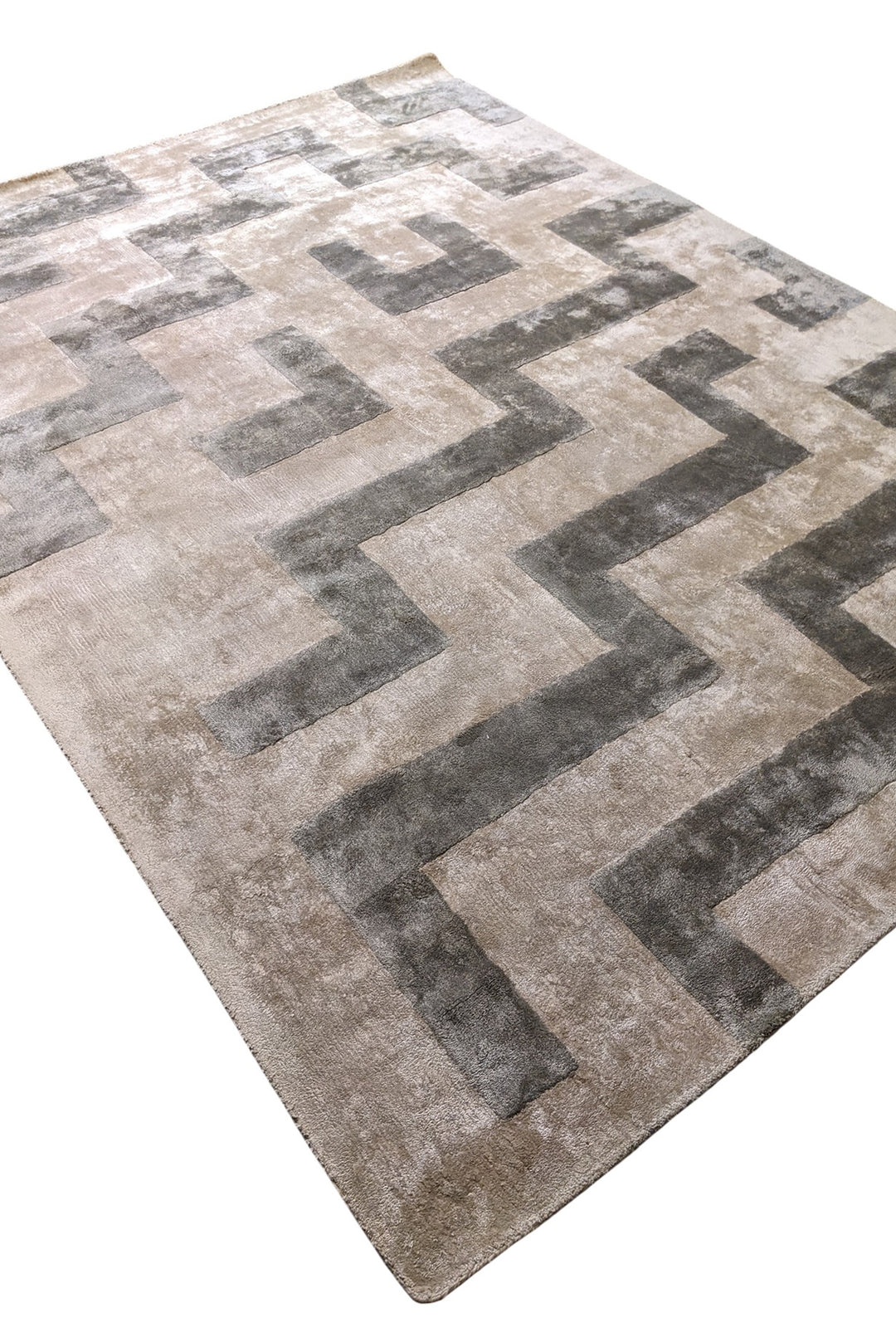 Arnalu Hand Tufted Rug - Size: 11.1 x 8.5
