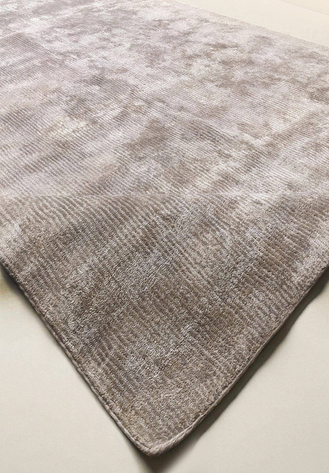 Alune Hand Tufted Rug - Size: 9 x 6.3