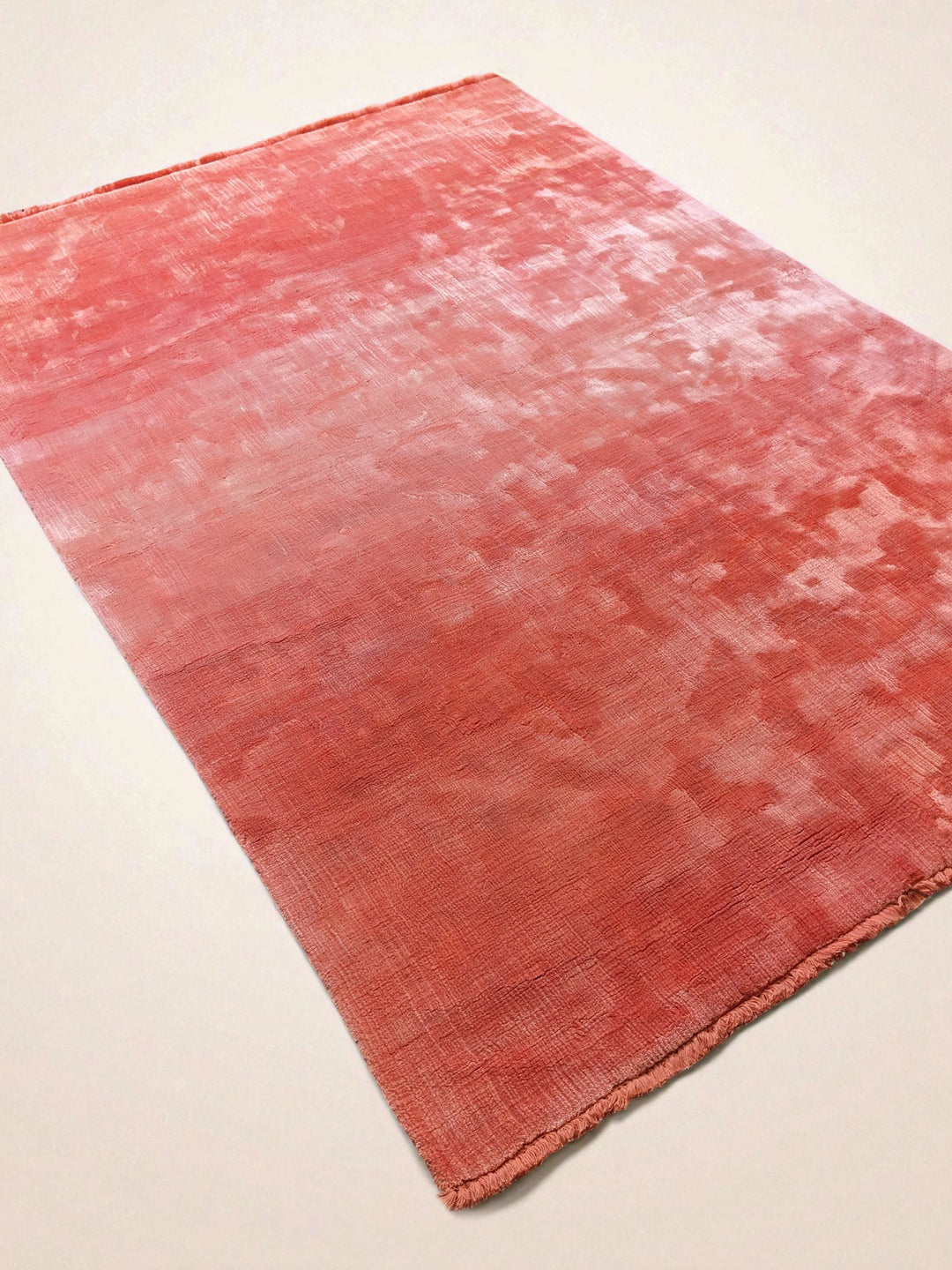 Sivra Hand Tufted Rug - Size: 7.5 x 4.10