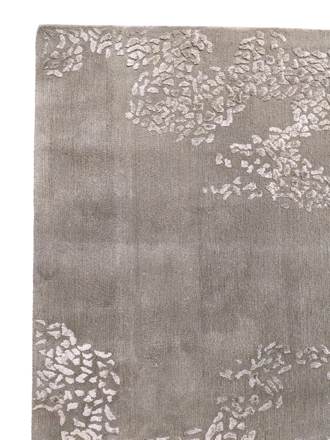 Vori Hand Tufted Rug - Size: 8.10 x 6