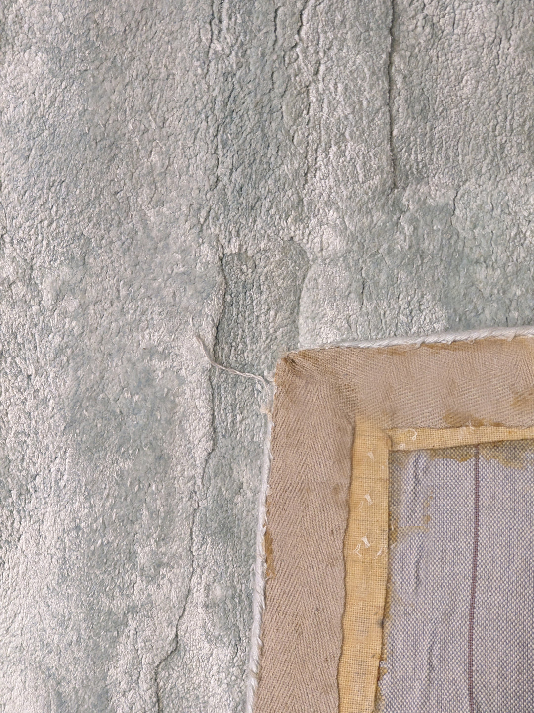 Ruvoi Hand Tufted Rug - Size: 9.7 x 6.9