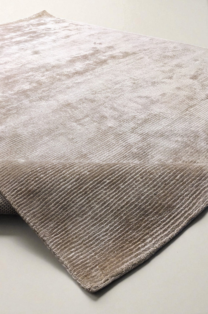 Tavi Hand Tufted Rug - Size: 10.2 x 7.1