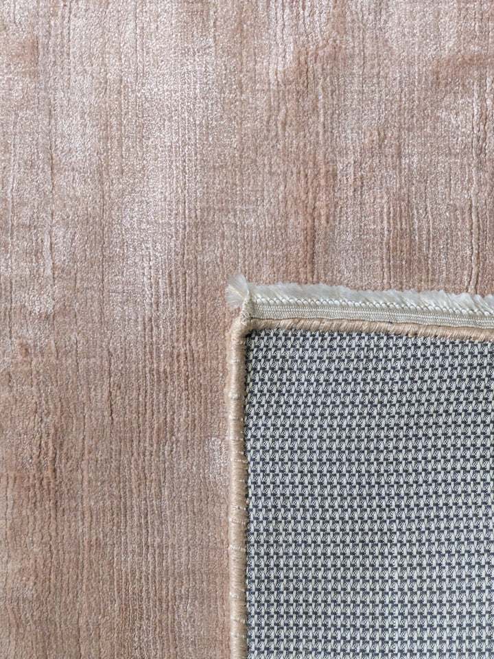 Kael Hand Tufted Rug - Size: 10.3 x 8