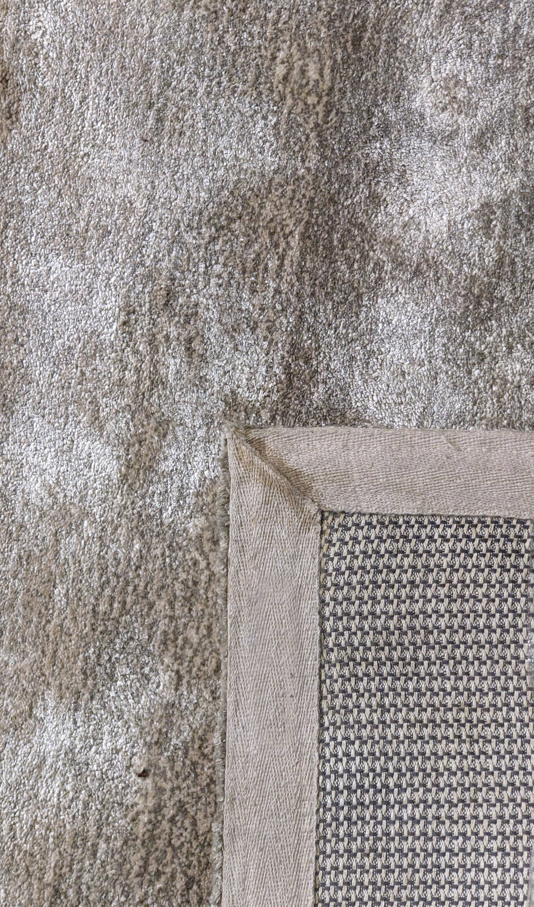 Orali Hand Tufted Rug - Size: 11.3 x 8