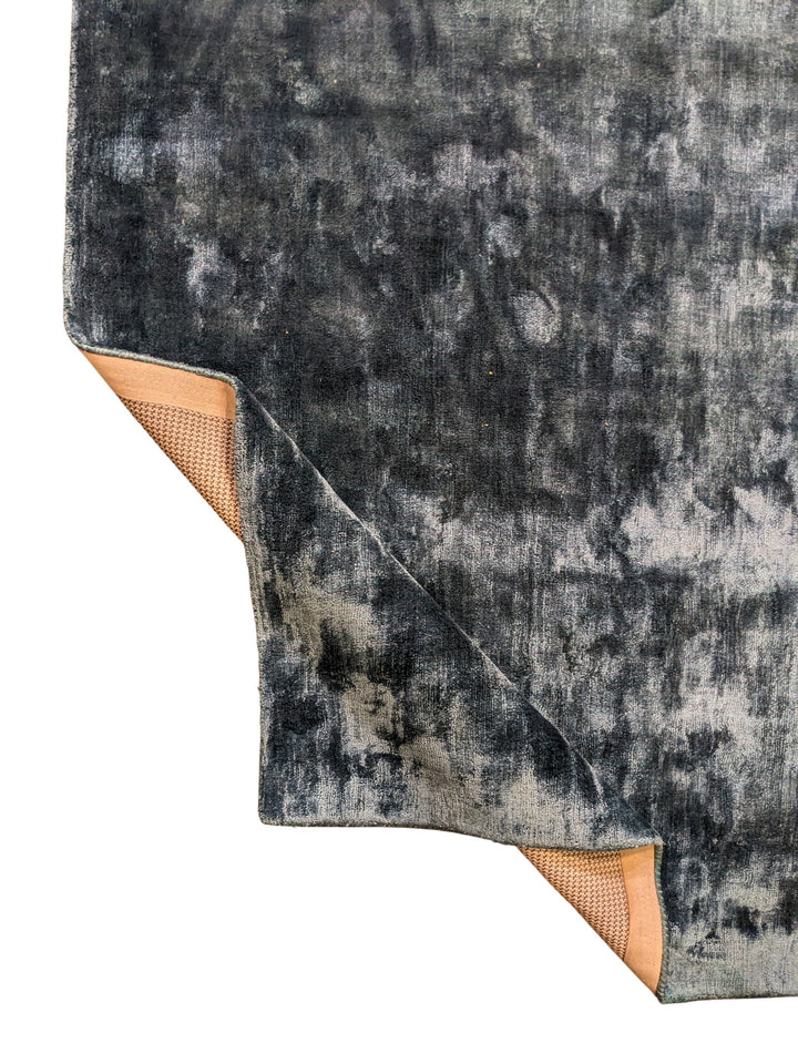 Leno Hand Tufted Rug - Size: 8 x 7.9