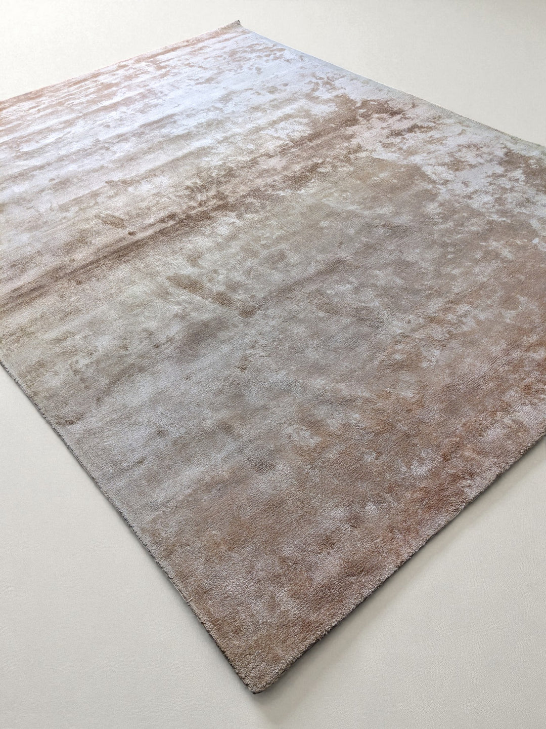 Ciala Hand Tufted Rug - Size: 11.3 x 9