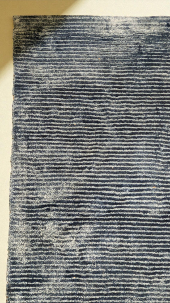 Novi Hand Tufted Rug - Size: 11 x 8