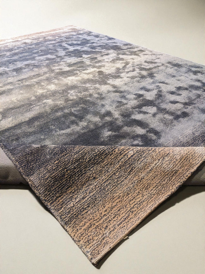 Rava Hand Tufted Rug - Size: 8.10 x 5.11