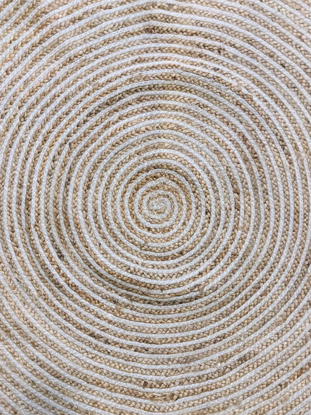 Braided Natural Round Jute Rug - Size: 4 x 4