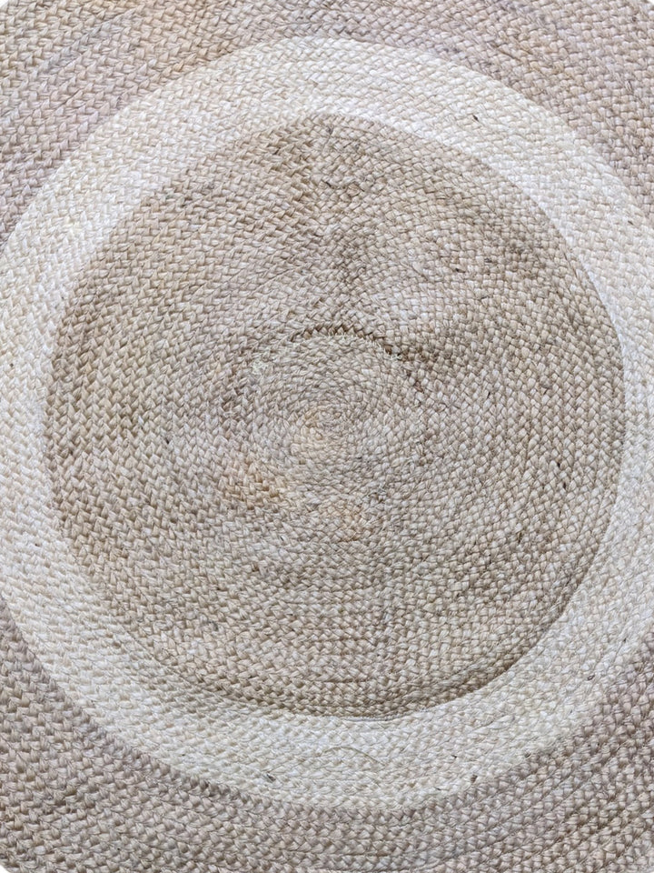 Braided Natural Round Jute Rug - Size: 4.2 x 4.2