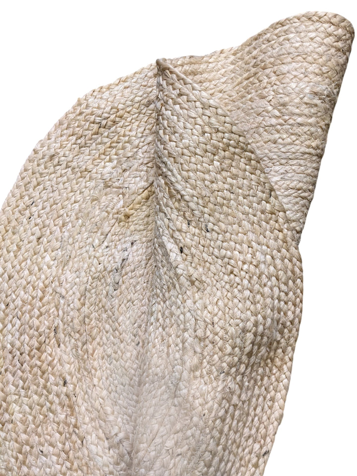 Braided Natural Round Jute Rug - Size: 2.7 x 2.7