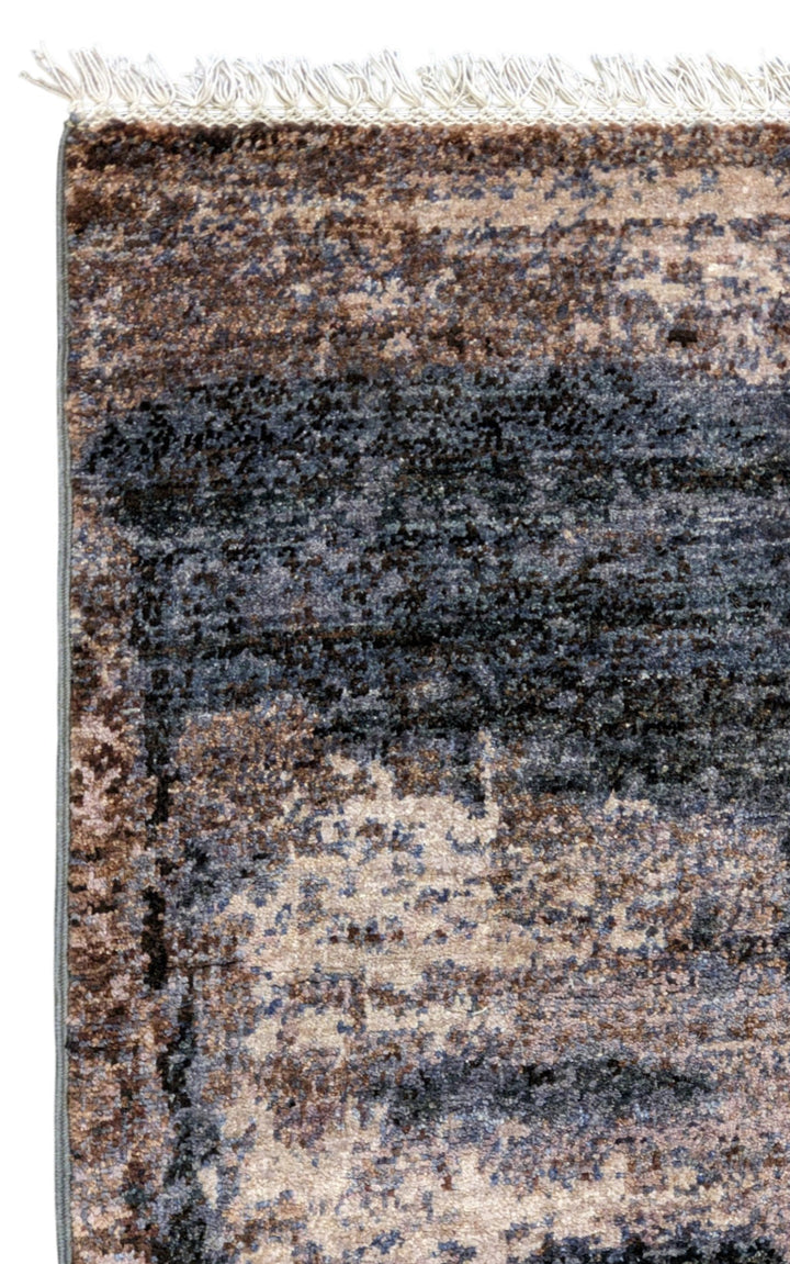 Modern Chobi Silk & Wool Rug - Size: 6 x 4.2
