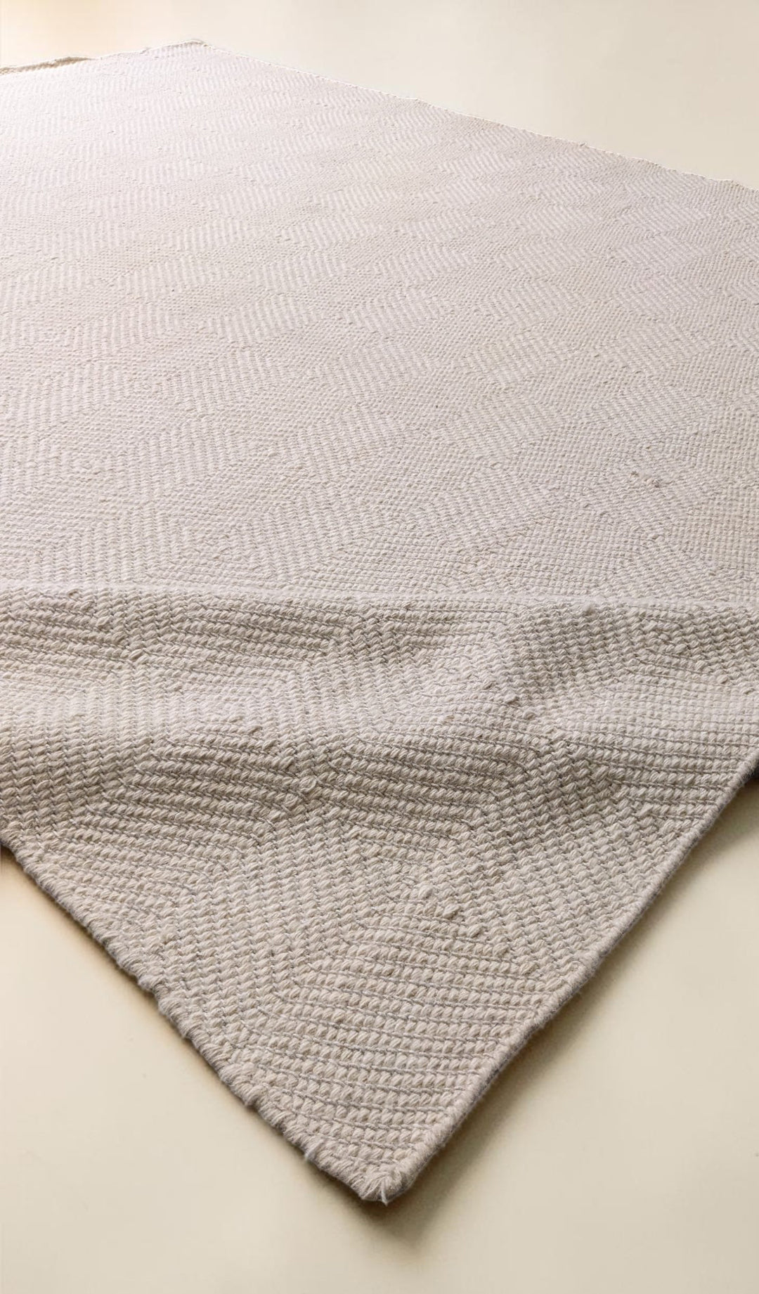 Modern Flatweave Rug - Size: 9.1 x 7.6