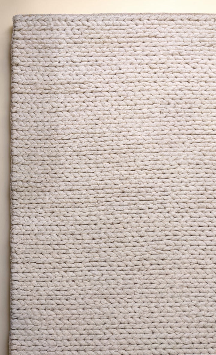 Damro Modern Textured Wool Rug - Size: 8.10 x 6
