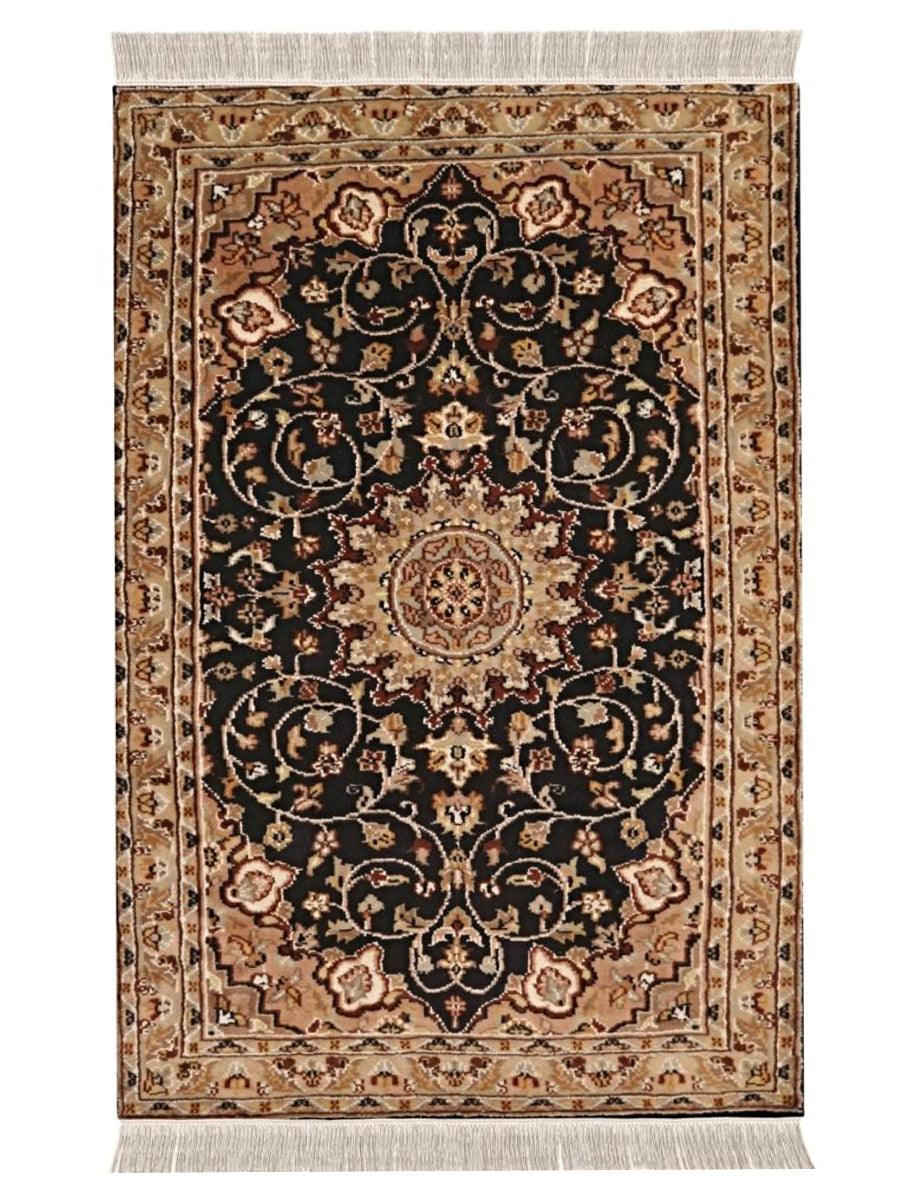 Pakistani Single Knot Rug - Size: 5.1 x 3.2