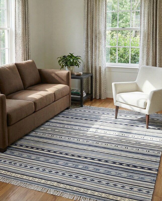 Modern Flatweave Rug - Size: 8.4 x 6.4