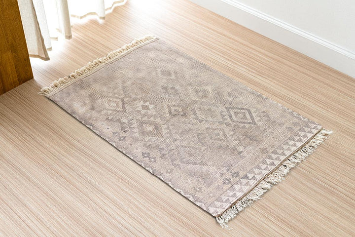 Shami - Size: 4.10 x 3.5 - Imam Carpet Co