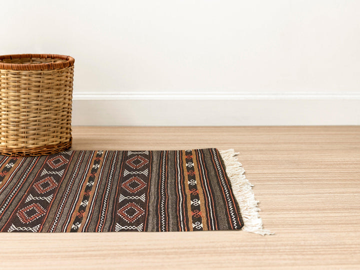 Leyla - Size: 3.8 x 2.9 - Imam Carpet Co