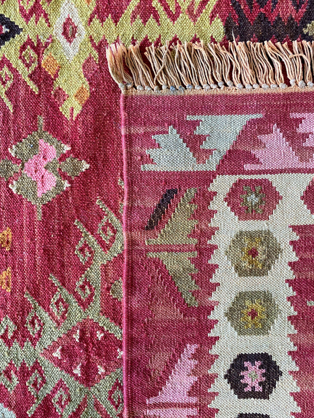 Jahrgang - Size: 8.2 x 5.3 - Imam Carpet Co