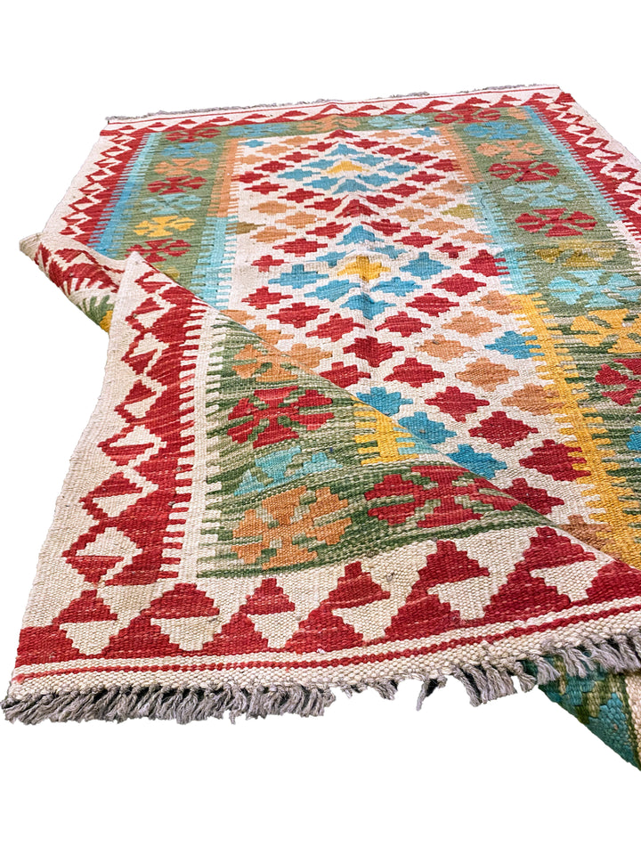 Esther - Size: 5.2 x 3.3 - Imam Carpet Co