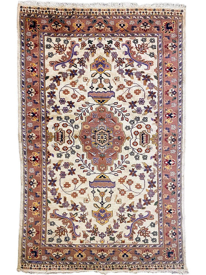 ABC - Size: 9.4 x 6.1 - Imam Carpet Co