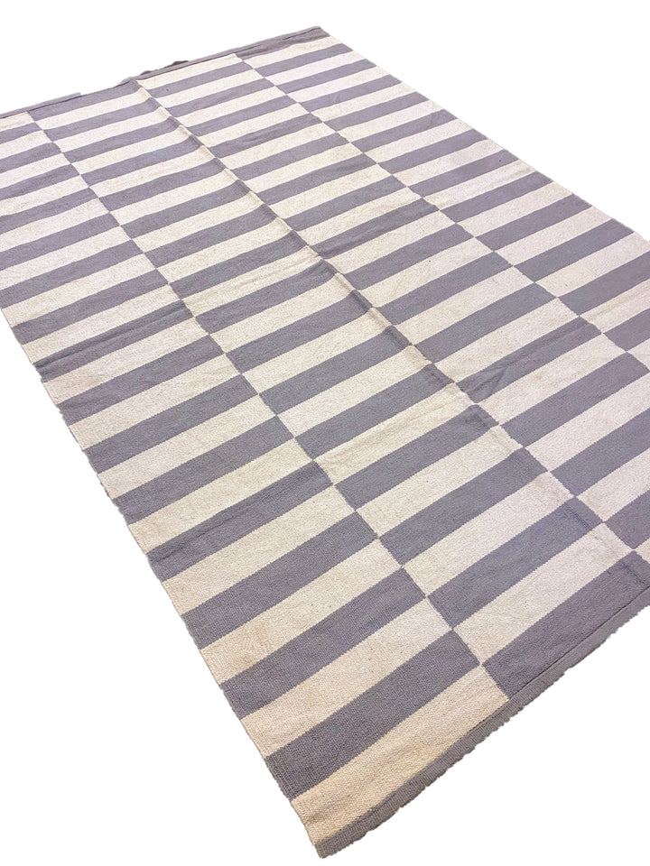 Nordic - Size: 7.8 x 5 - Imam Carpet Co