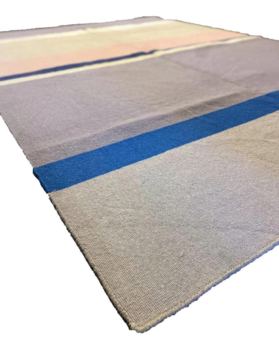 Linear - Size: 7.9 x 5.6 - Imam Carpet Co