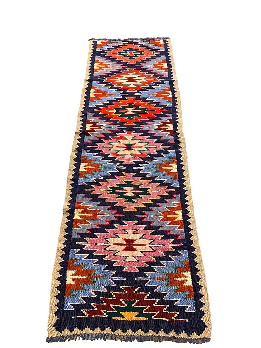 Hakan - Size: 6.3 x 2 - Imam Carpet Co