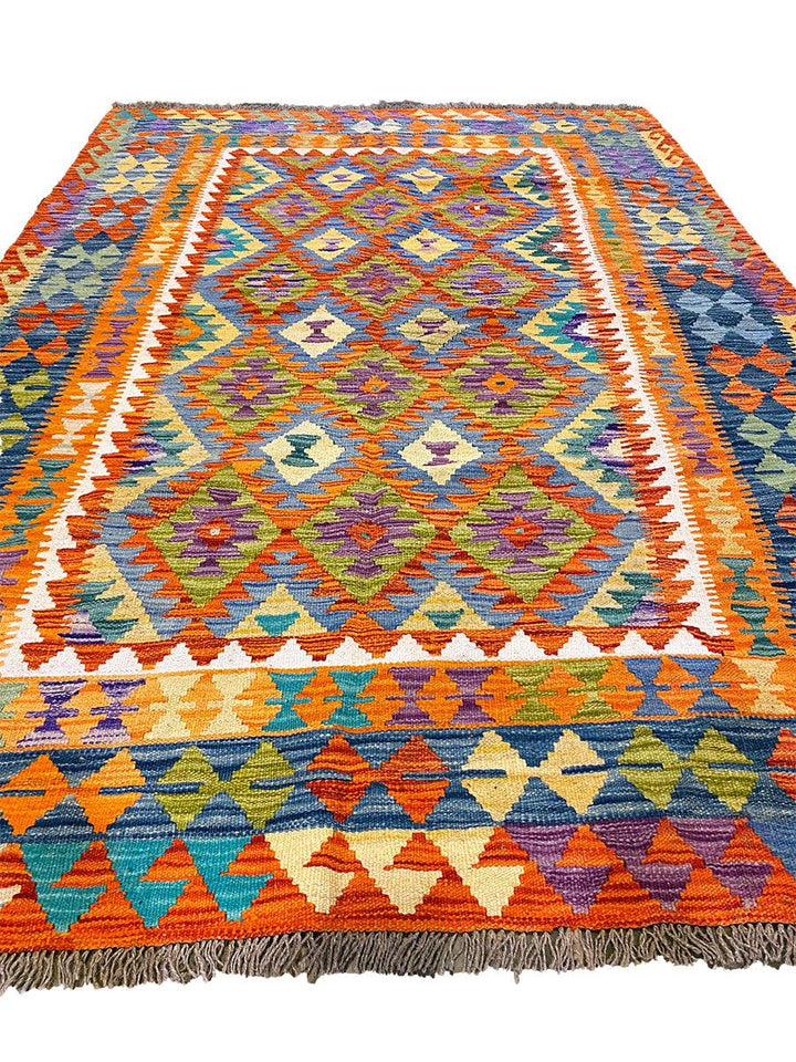 Chamak - Size: 7.10 x 5.8 - Imam Carpet Co