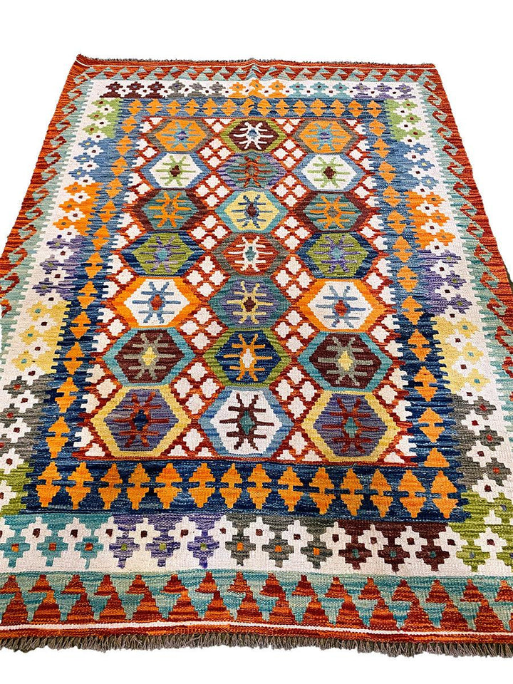 Baran - Size: 5.11 x 4.4 - Imam Carpet Co