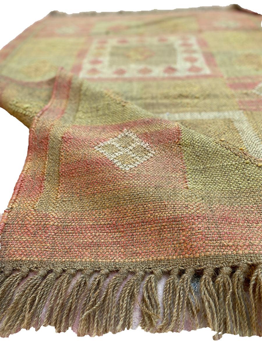 Derya - Size: 4.9 x 3 - Imam Carpet Co