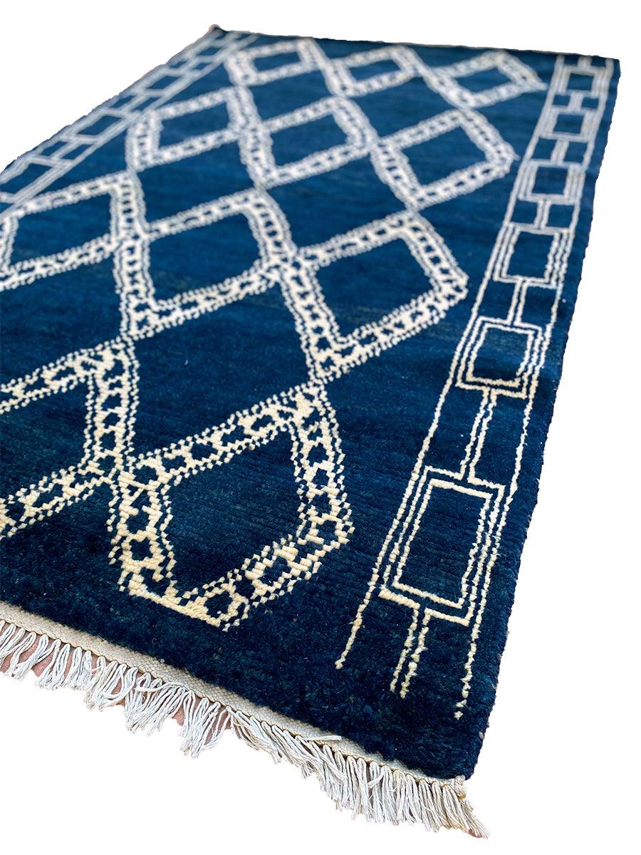 https://imamcarpets.com/cdn/shop/products/IMG_7462_1800x1800.jpg?v=1679652787