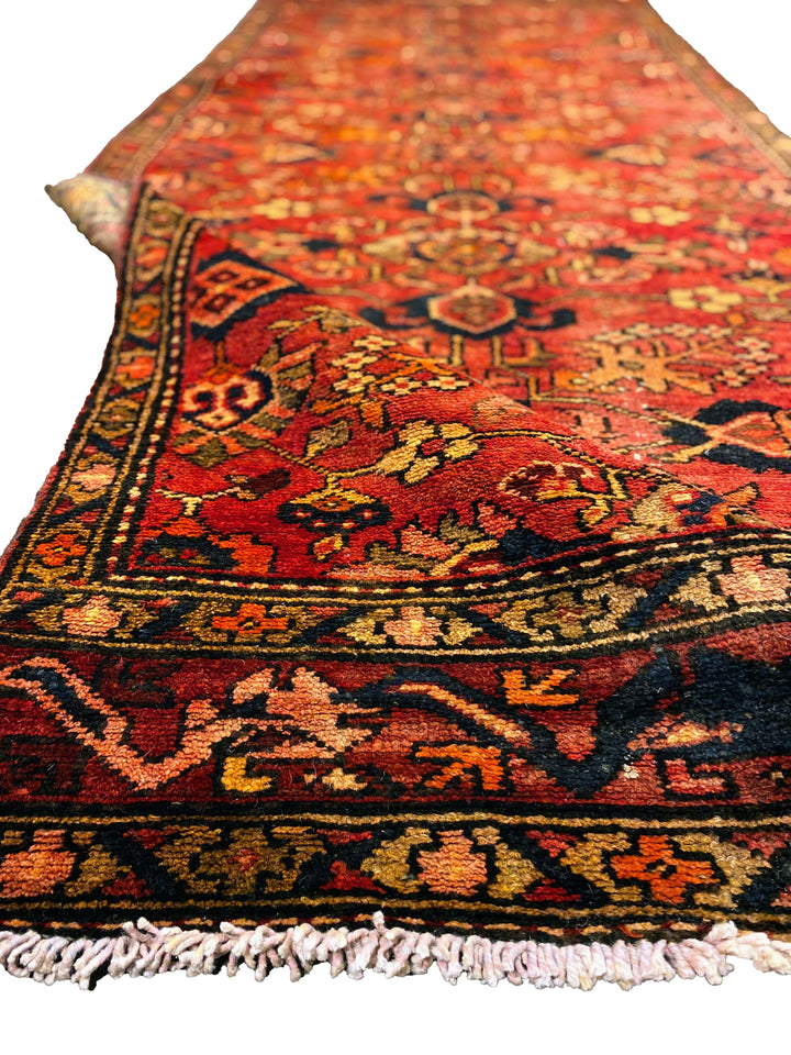 Surati - Size: 9.6 x 3.9 - Imam Carpet Co