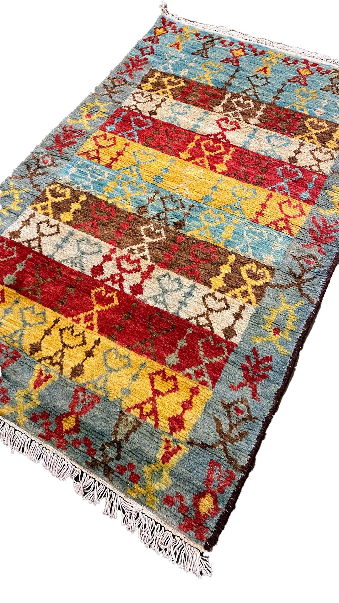 Zwina - Size: 4.10 x 3.2 - Imam Carpet Co