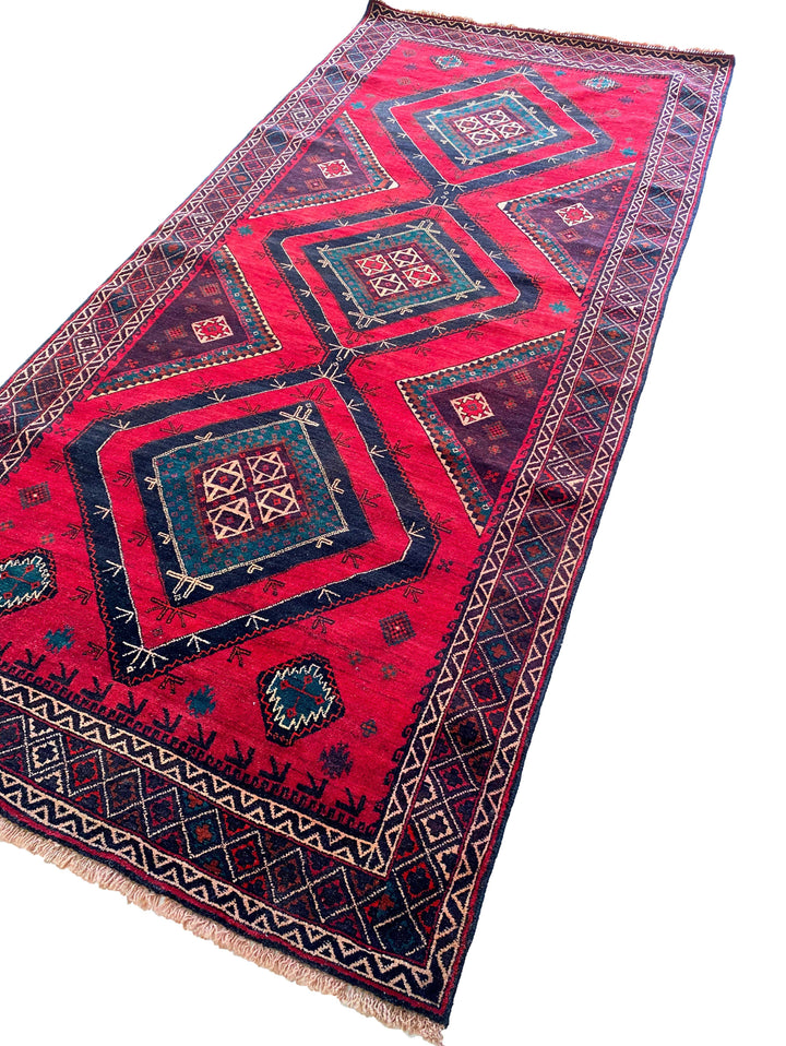 Dearg - Size: 9.6 x 4.4 - Imam Carpet Co