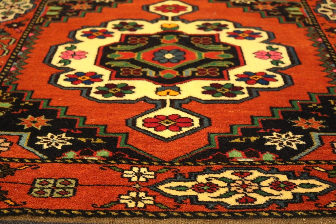 Barjesta - 5.3 x 3.1 - Handmade Kilim - Imam Carpets - Online Shop